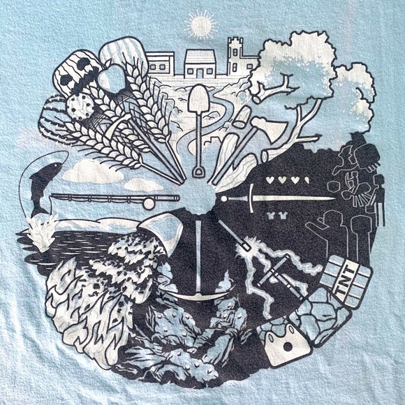 Threadless men’s XL Minecraft tee shirt